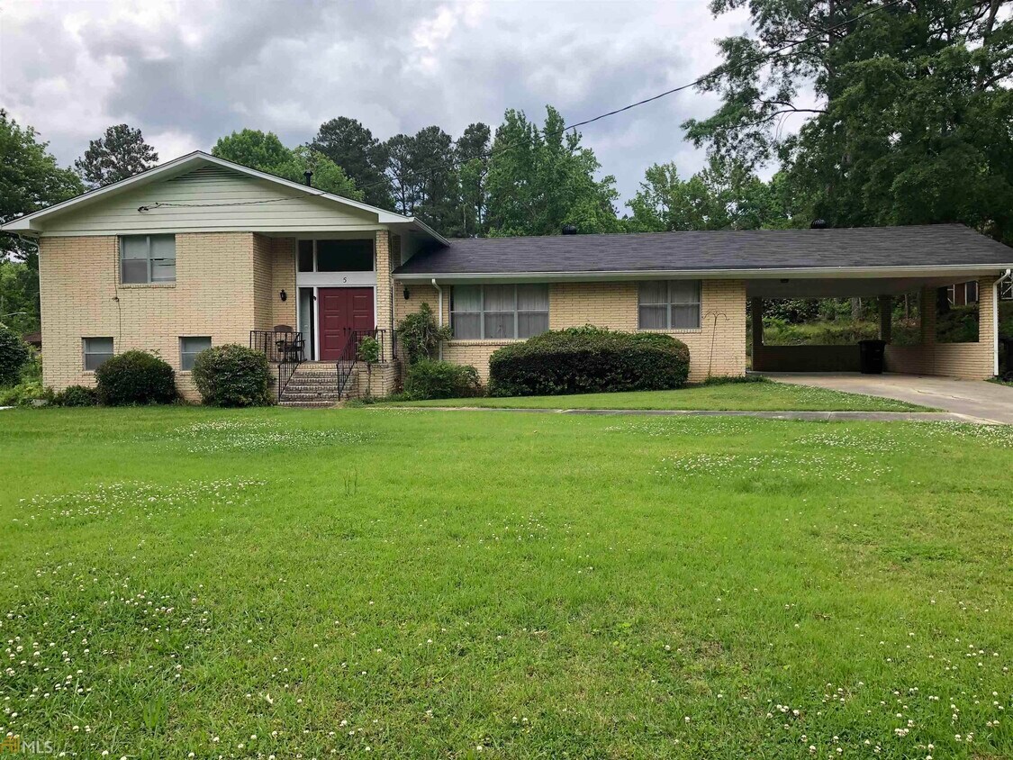 5 Castlewood Dr SW, Rome, GA 30165 House Rental in Rome, GA