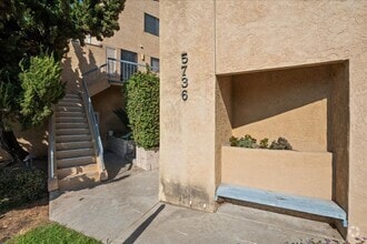 Building Photo - 5736 Lauretta St