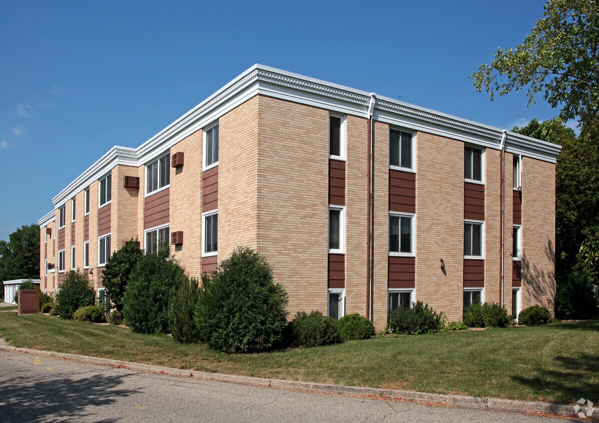 Hillcrest Apartments Apartments in Le Sueur, MN