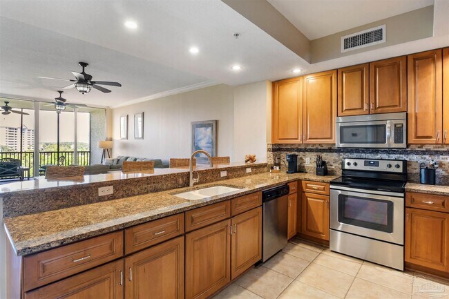 Foto del edificio - 608 Lost Key Dr