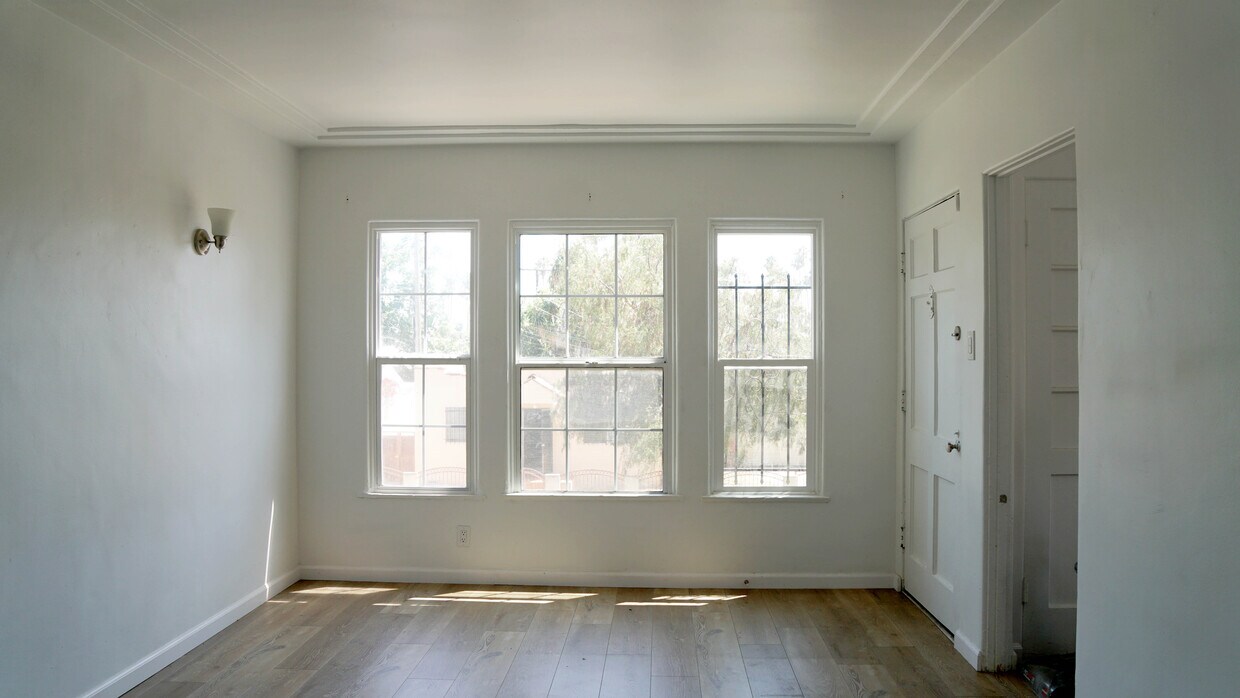 Foto principal - 2069 W 52nd St