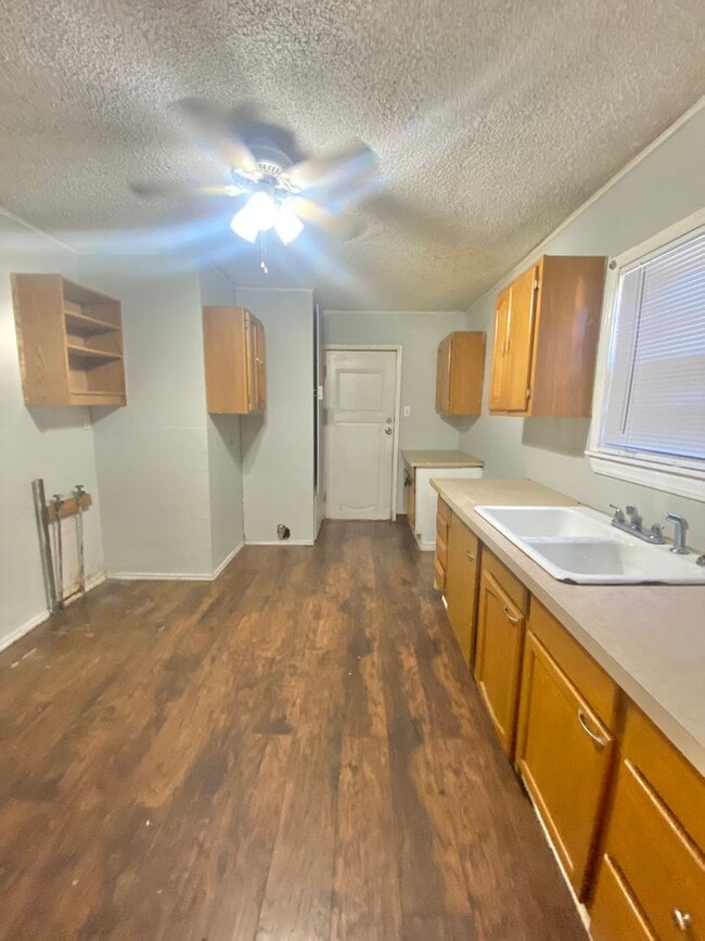 Building Photo - Move In Special - first months rent half off