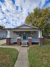 Building Photo - 1118 N Adams St