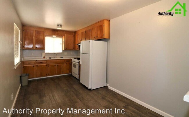 Building Photo - 3 br, 1 bath House - 3537 Scorpius Way
