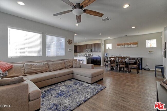 Foto del edificio - 3554 Albion Dr