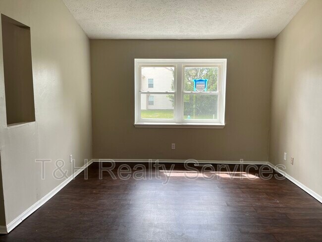 Foto del edificio - 10638 Lostpine Ln