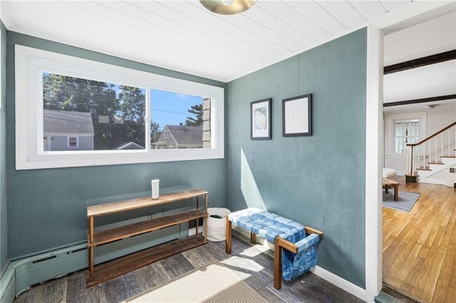 Building Photo - 16 Reed St