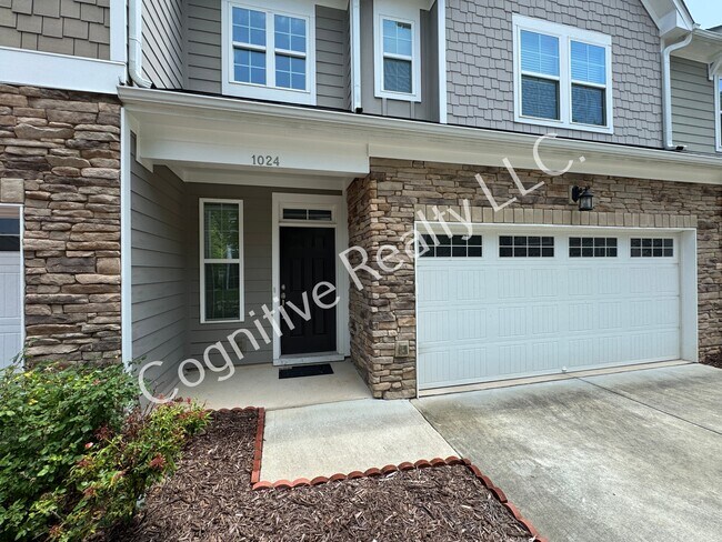 Foto del edificio - 1024 Laurel Twist Rd