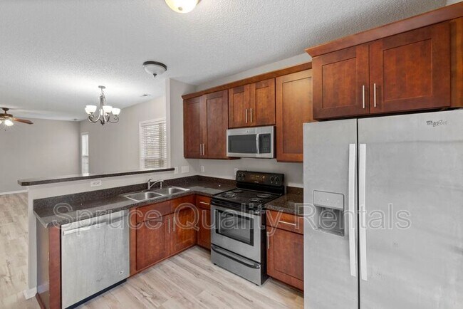Building Photo - 103 Litton St