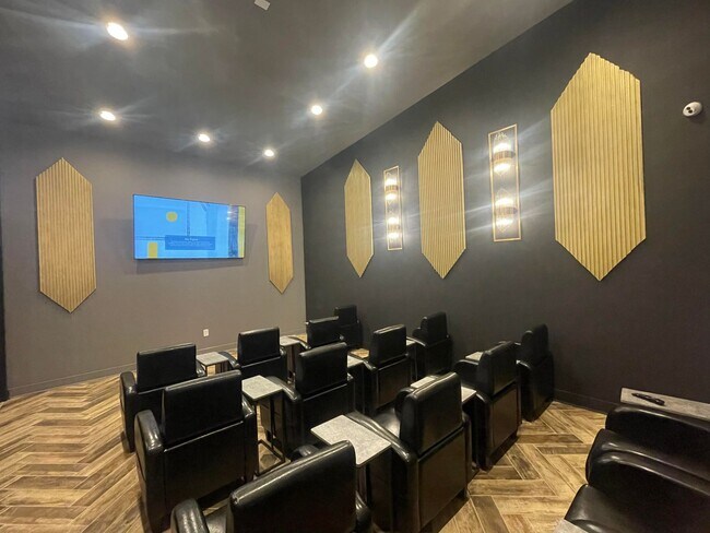 Building Photo - 2 Gibbs Dr