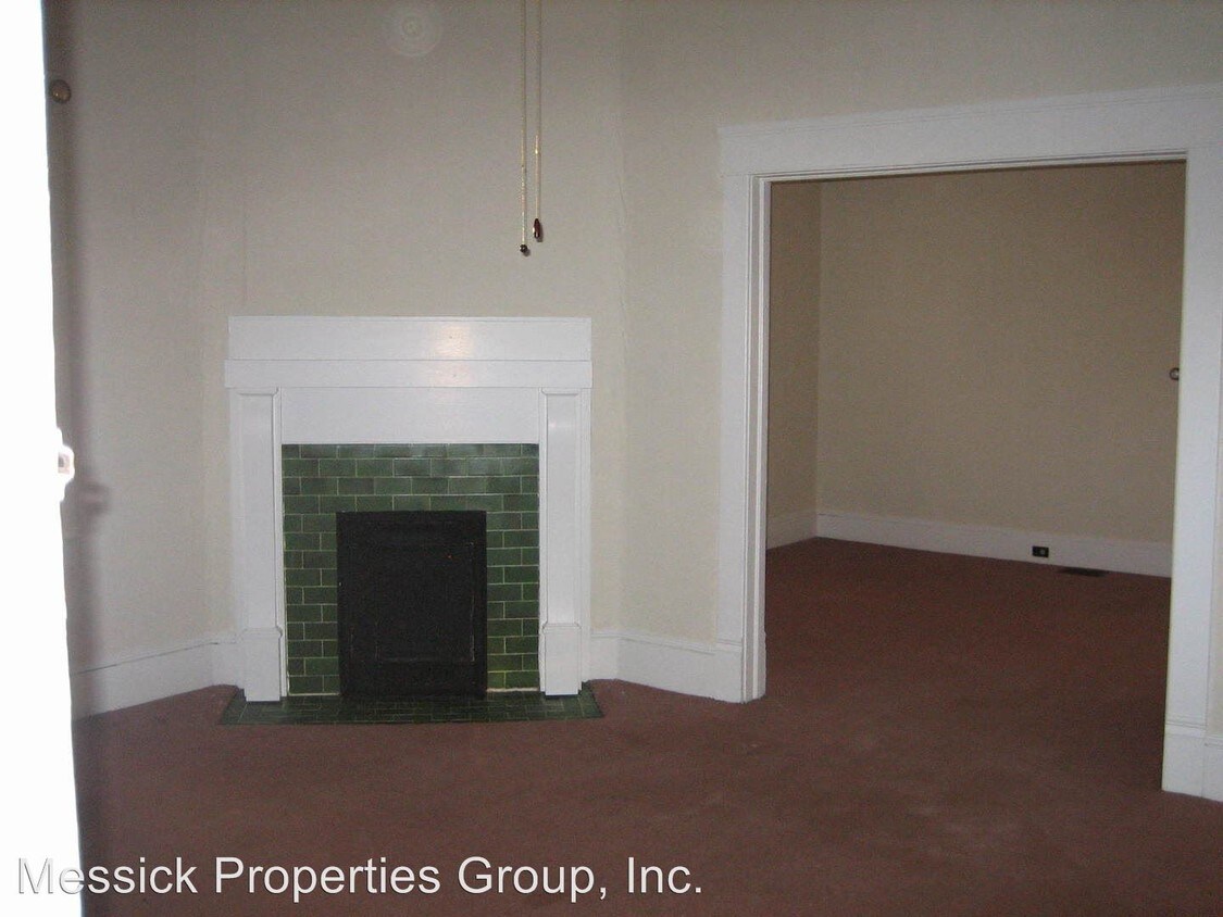 Building Photo - 3515 Kernersville Rd