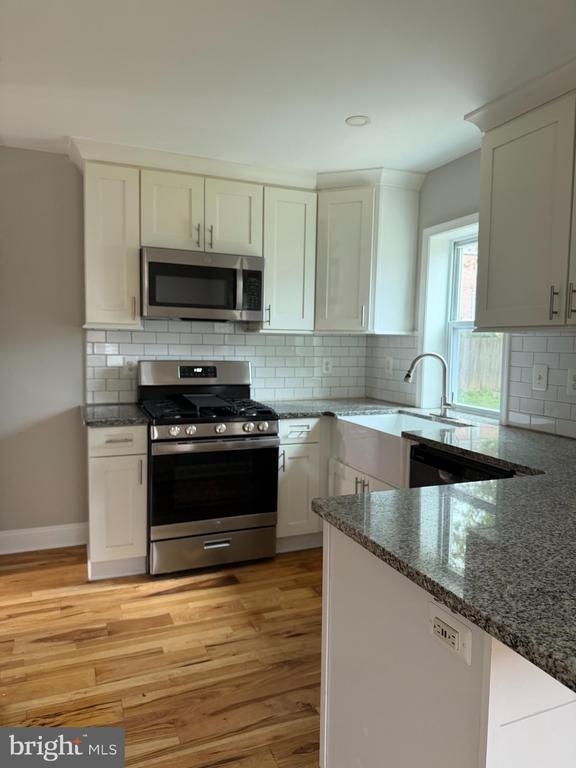 Foto del edificio - 601 Willowbrook Rd