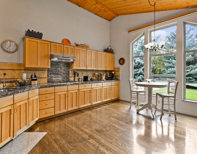 Building Photo - 1113 Angus Ct