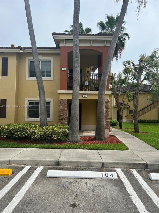 3395 NE 9th St Unit 104, Homestead, FL 33033 Condo for Rent in