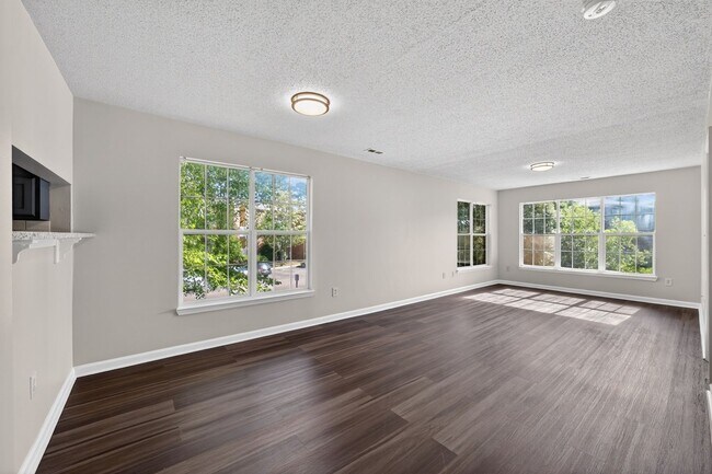 Foto del edificio - 4246 Villas Dr