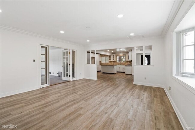 Building Photo - 4 br, 2 bath House - 2714 N Linwood St