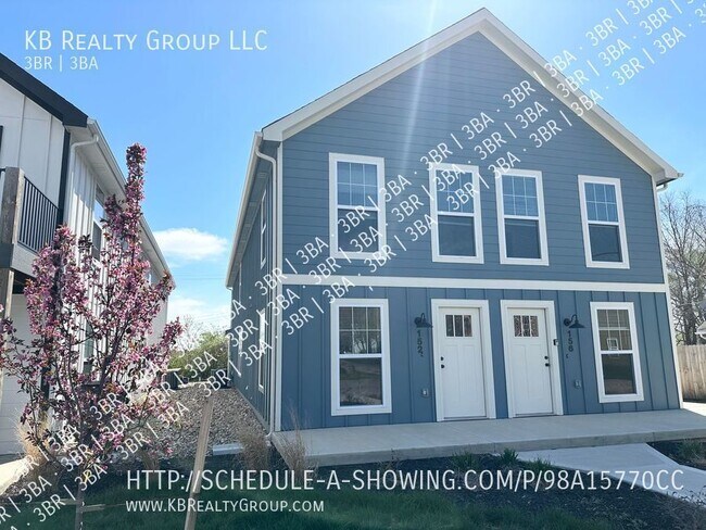 Foto del edificio - Brand New 3 Bed Duplex in Downtown Blue Sp...