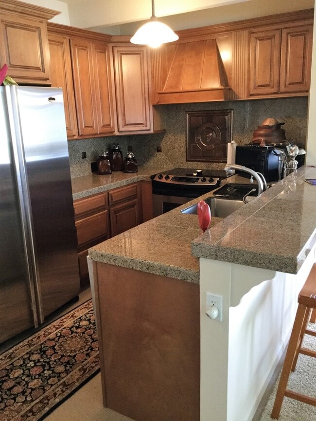 Building Photo - Summer Seasonal Rental- Anchorage East 11