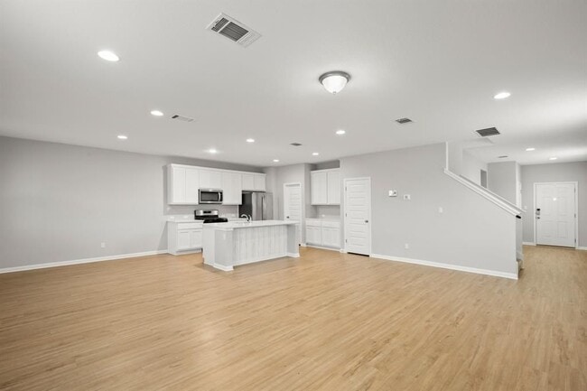 Foto del edificio - 6807 Tiznow Ln