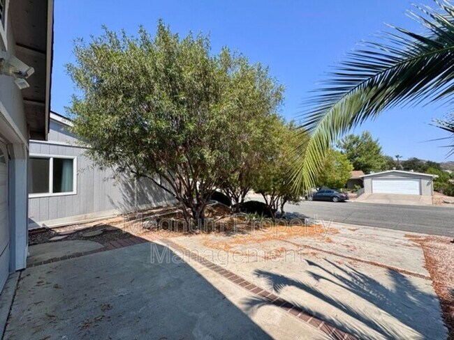 Building Photo - 34314 Olive Grove Rd