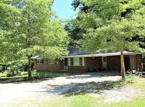 Building Photo - 126 Jane Dr