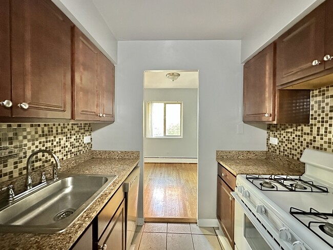 Foto del edificio - 5820 N Sheridan Rd