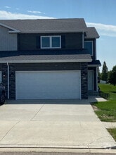 Building Photo - 509 La Paz Ave