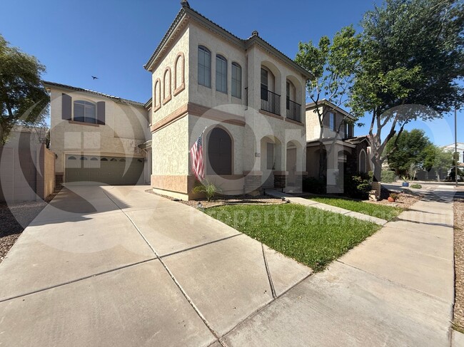 Building Photo - 3641 E Moreno St