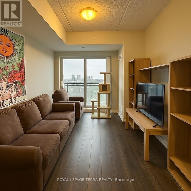 Building Photo - 318 Spruce St