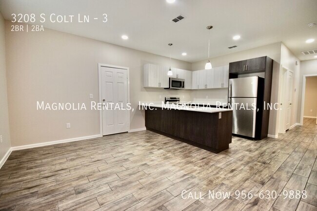 Foto del edificio - 3208 S Colt Ln