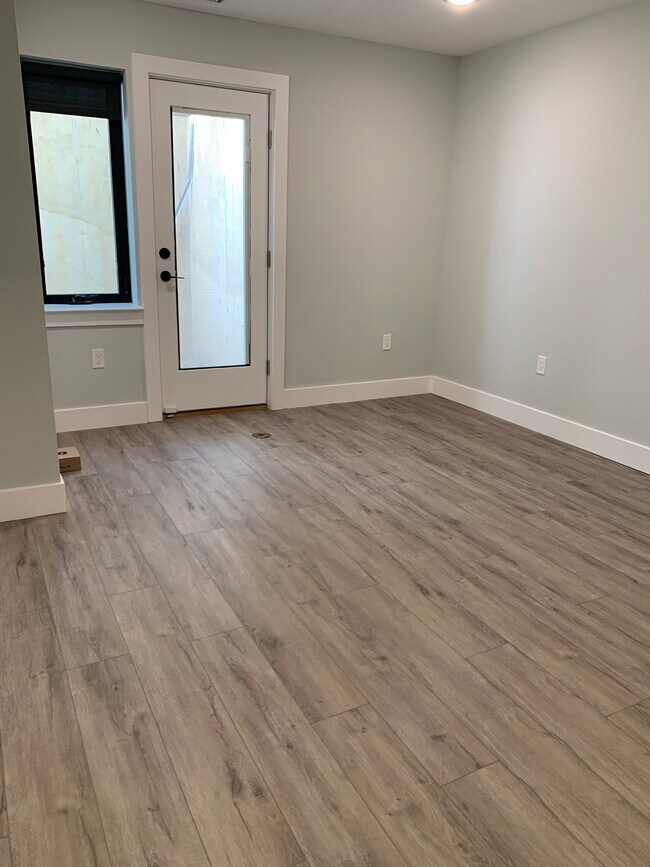 Bedroom - 845 N 15th St