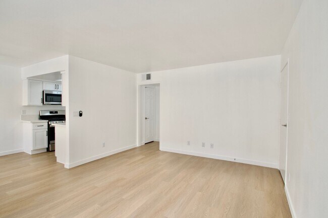 Foto del edificio - 10914 Camarillo St