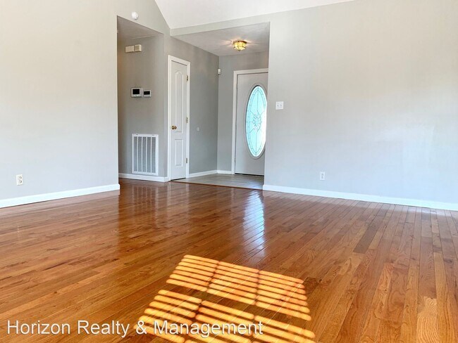 Building Photo - 3 br, 2 bath House - 1899 Sydney Louise Dr.
