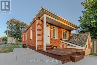 Building Photo - 270 Verdun Rd