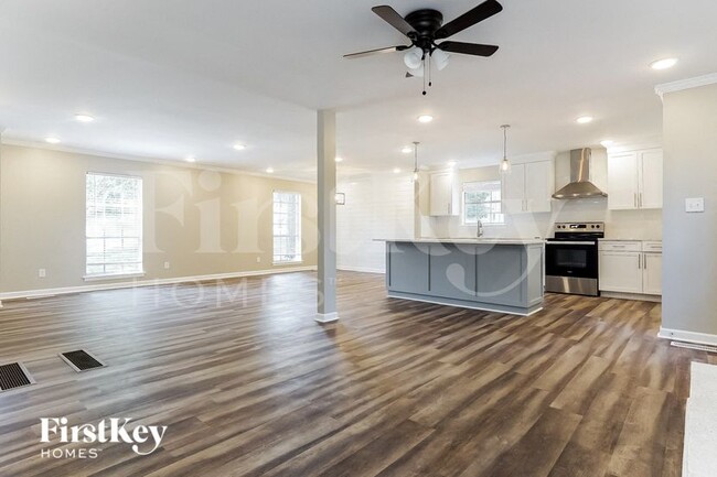 Foto del edificio - 601 Staffordshire Dr