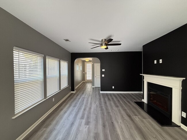 Photo - Gated Private Community! Spacious 3 Bedroo... Townhome