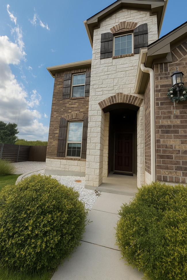 Building Photo - 2060 Cliffbrake Way