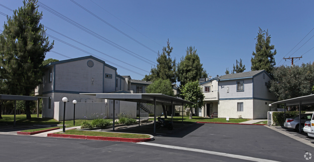 Foto principal - Whittier West Apartments