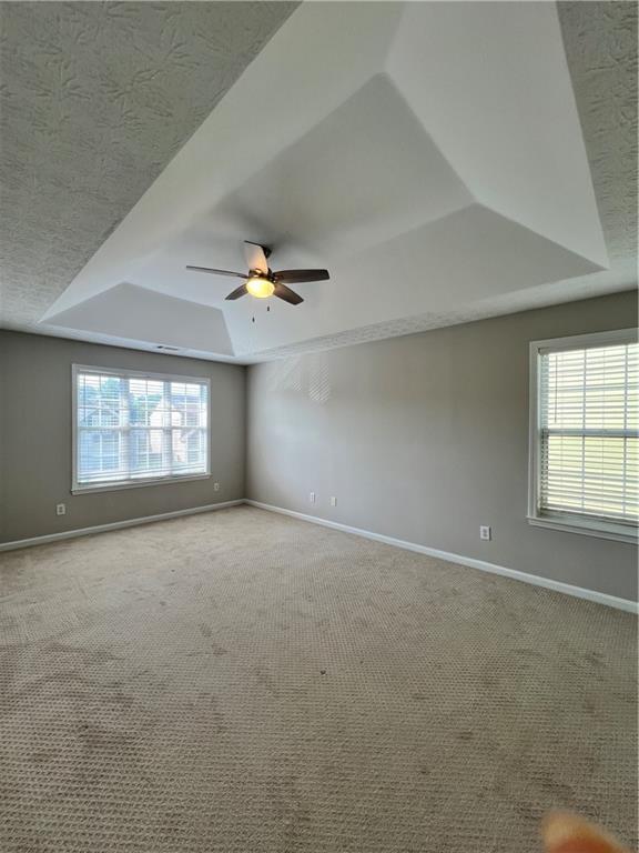 Building Photo - 3250 Northcliff Dr
