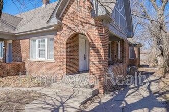 Building Photo - 1605 NW 29th St