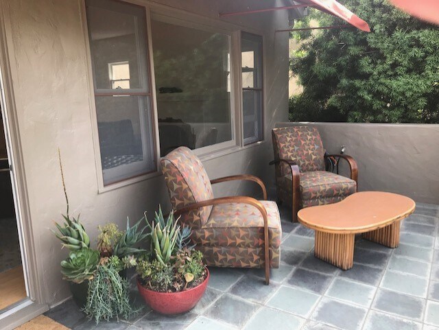 Foto del edificio - 447 Scenic Dr