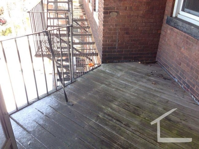 Foto del edificio - Great 2 bed AVAILABLE NOW!