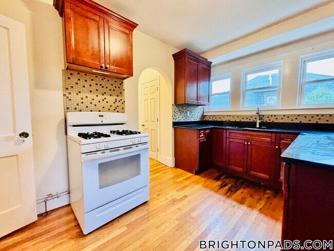 Foto del edificio - 38 Kirkwood Rd