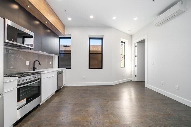 Foto del edificio - 63-65 Irving St