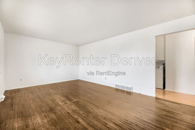 Foto del edificio - 4282 W Virginia Ave