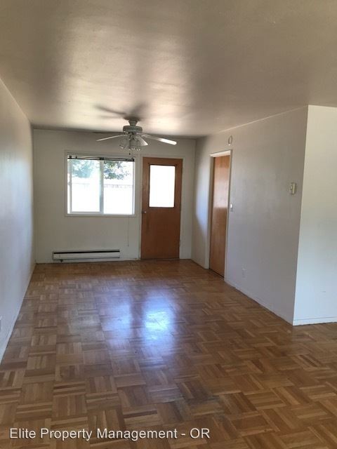 Foto del edificio - 4314 NE Holly Ln