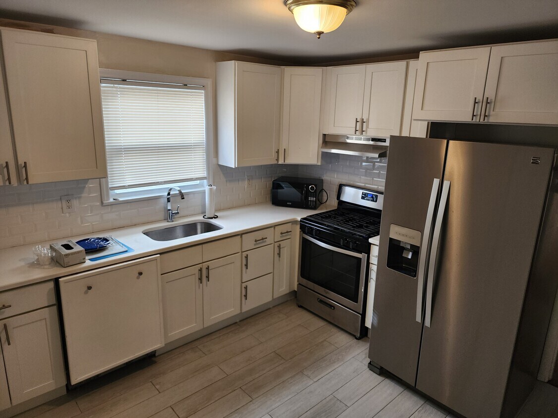 Foto principal - 36 Hudson Ave