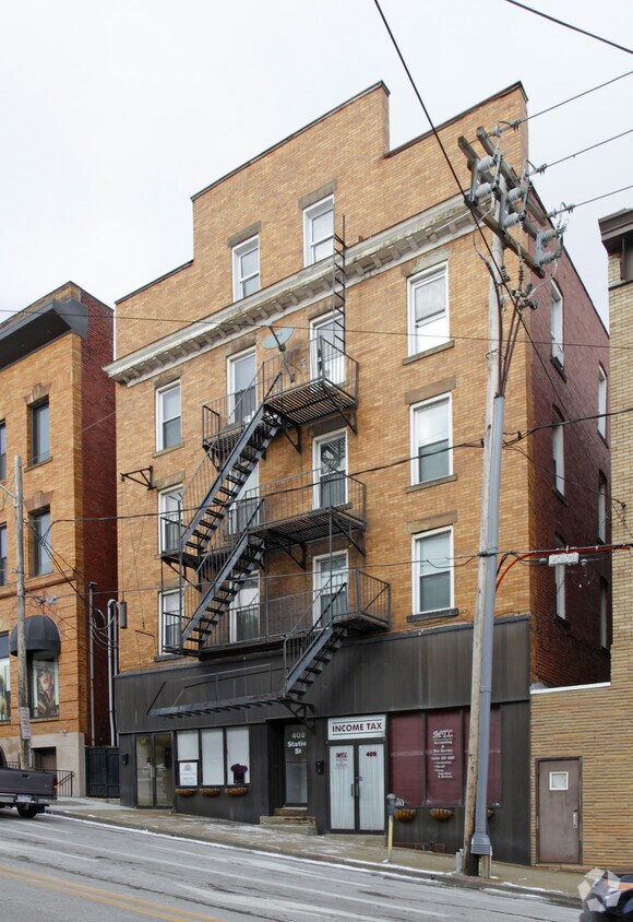 Building Photo - 407-409 Station St