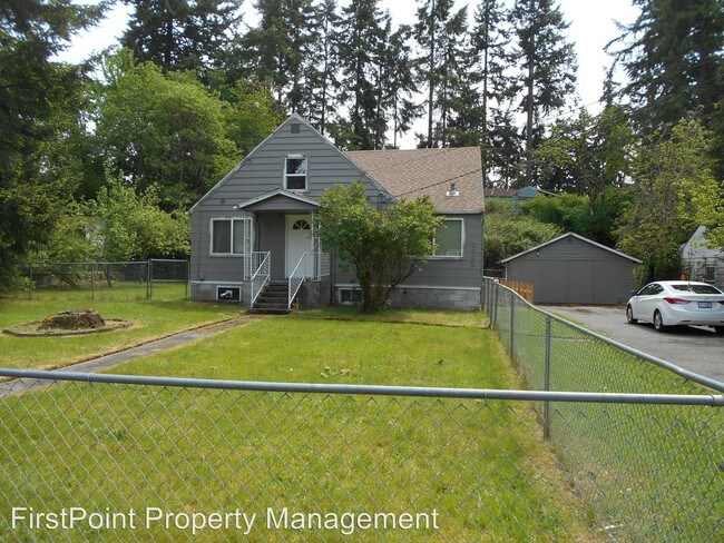 Building Photo - 9722 Newgrove Ave SW