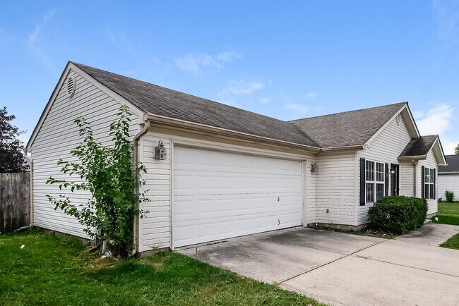 Building Photo - 12727 Roan Ln